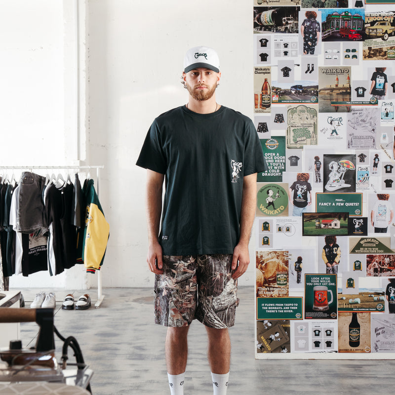CRATE X WILLIE THE WAITER WADERS TEE
