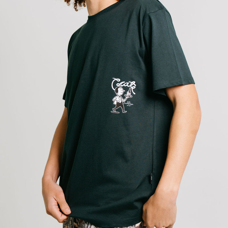 CRATE X WILLIE THE WAITER BEER HUG TEE