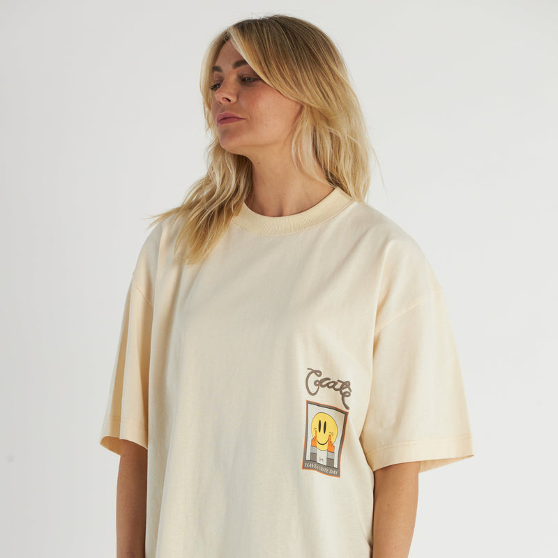 Men's Smile Have a Crate Day Box Fit T-Shirt
